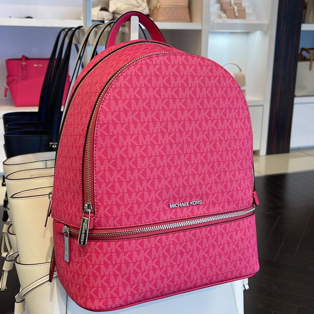 Michael Kors Rhea Medium Signature Logo Backpack
Dragonfruit
NWT - Picture 9 of 16